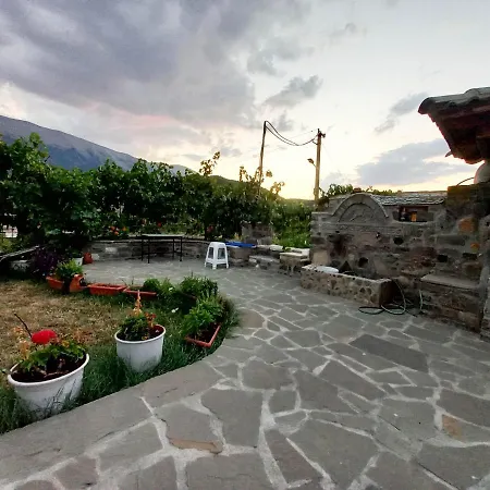 Apartahotel The Stone House *