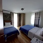 The Stone House Apartmanhotel 3*