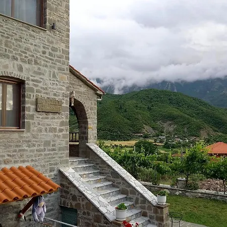 The Stone House 3* Përmet