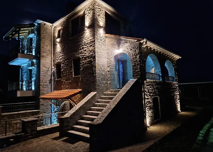 公寓式酒店 The Stone House Përmet