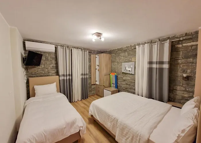 The Stone House 3* Përmet